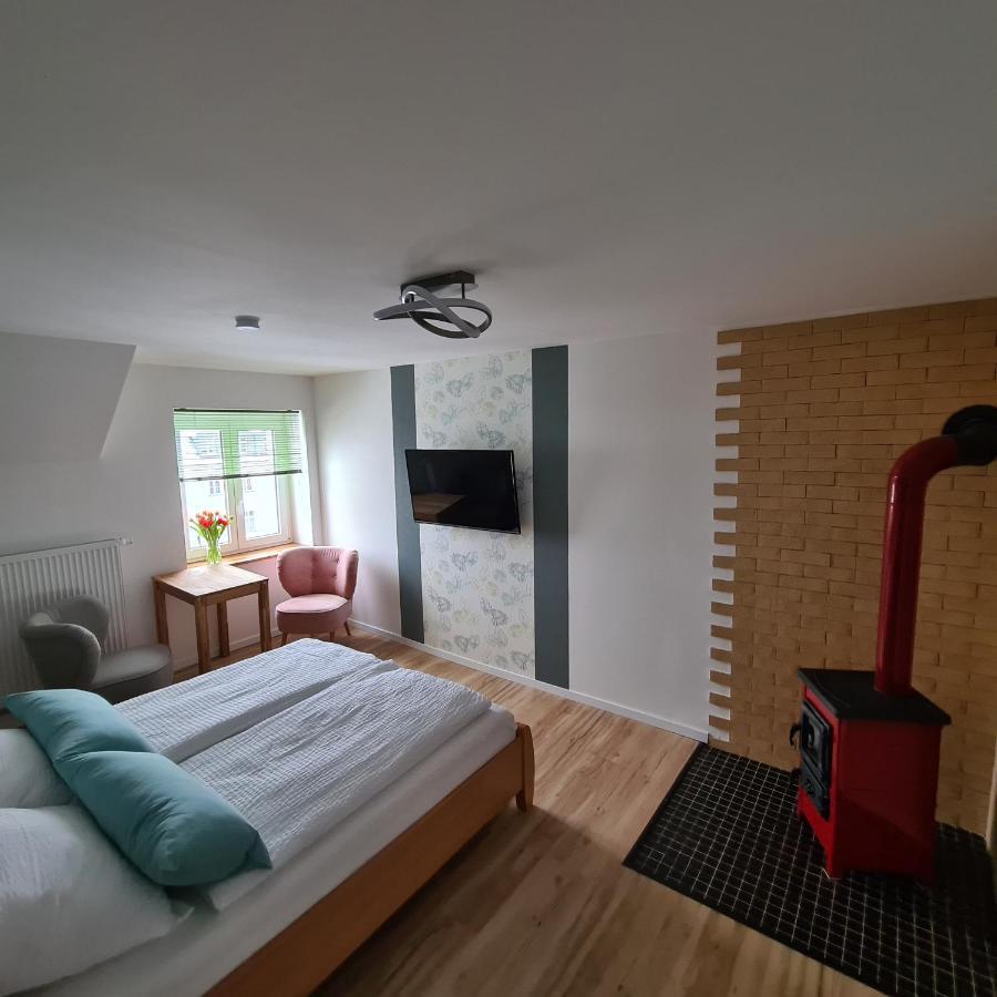 Gaestezimmer Treuen - Bed & Breakfast Dış mekan fotoğraf