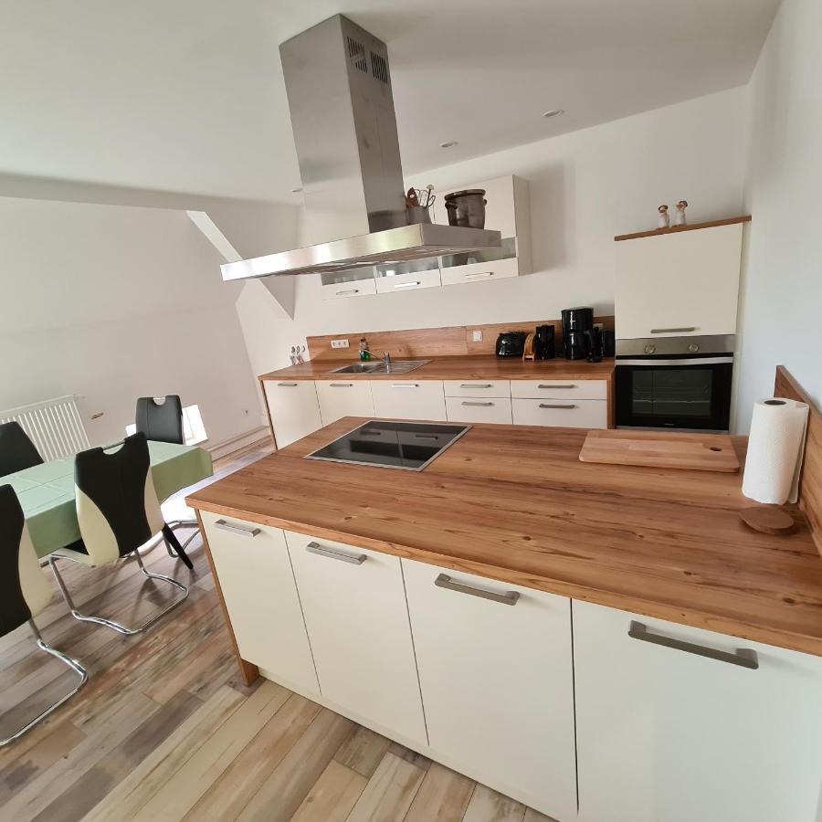 Gaestezimmer Treuen - Bed & Breakfast Dış mekan fotoğraf